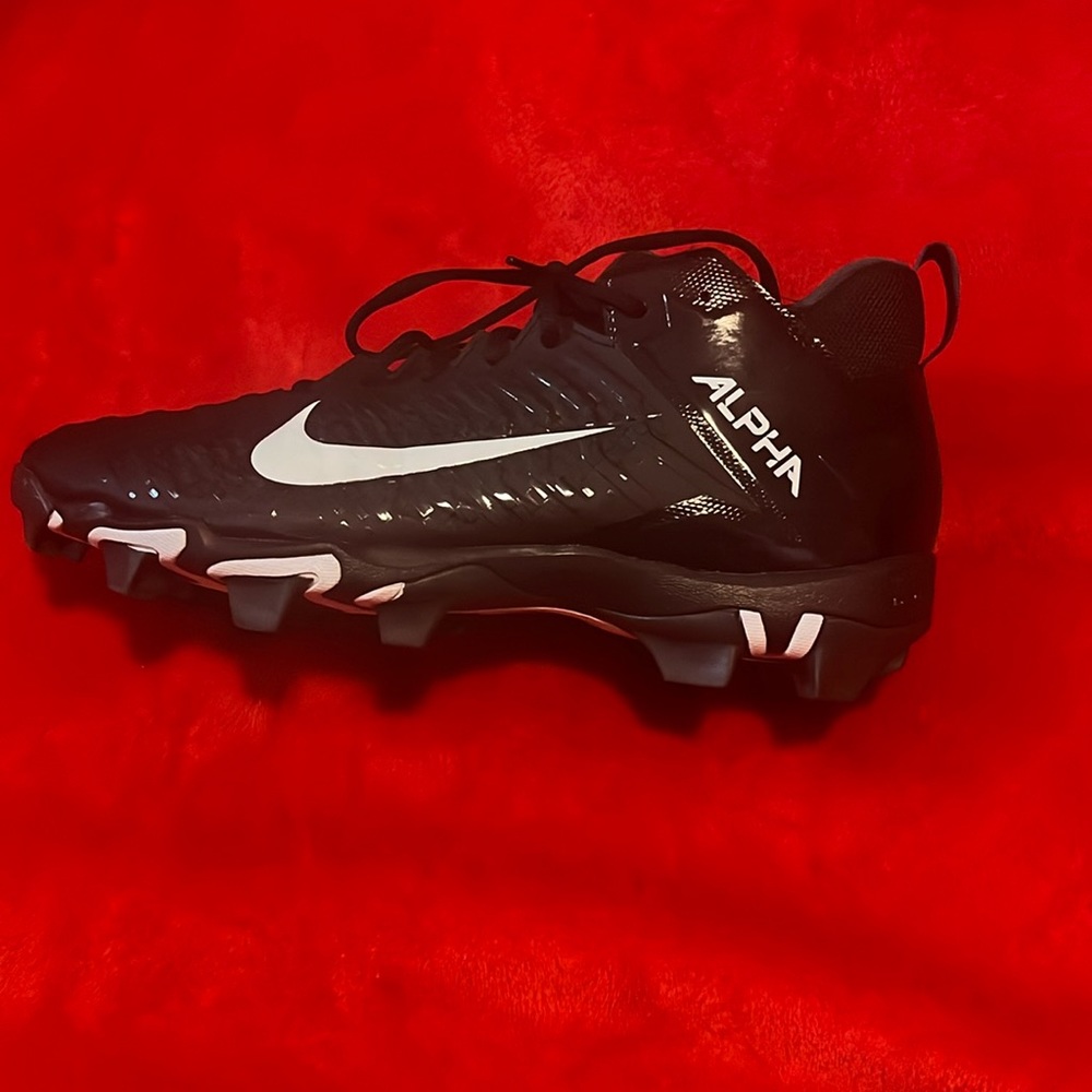 Nike Alpha Menace Shark BG2 Football Cleats US 10.5 W